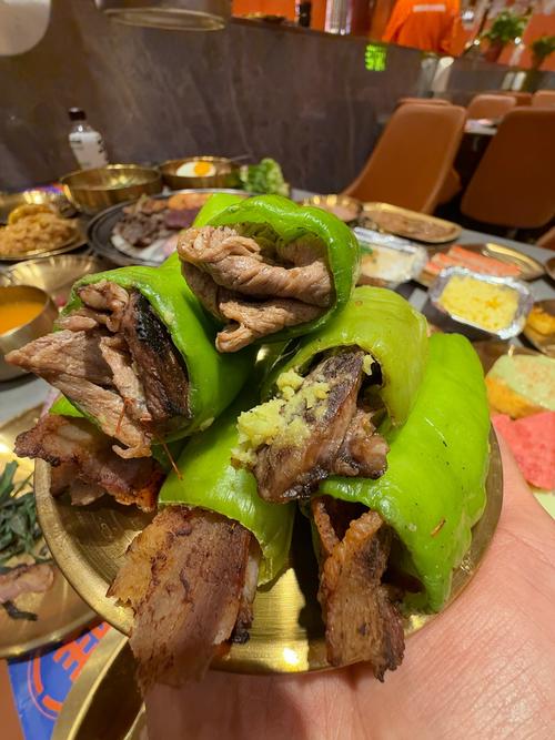 标题:自助下单新纪元:网红盒子引领消费新风尚,解锁便捷生活新体验