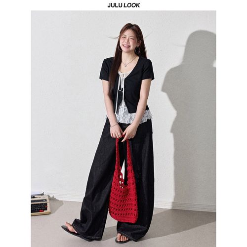 标题:虚假繁荣下的暗涌:小红书粉丝经济的泡沫与危机